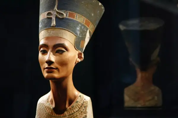 Queen Nefertari – The Timeless Beauty of Ancient Egypt